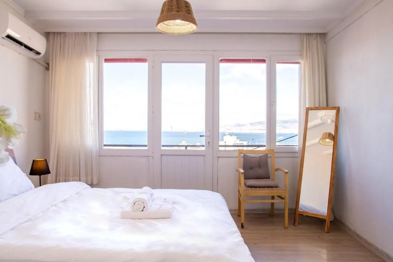 Lovely House With Sea View And Backyard Измир 0*,